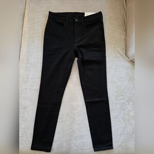 Black Skinny Jeans